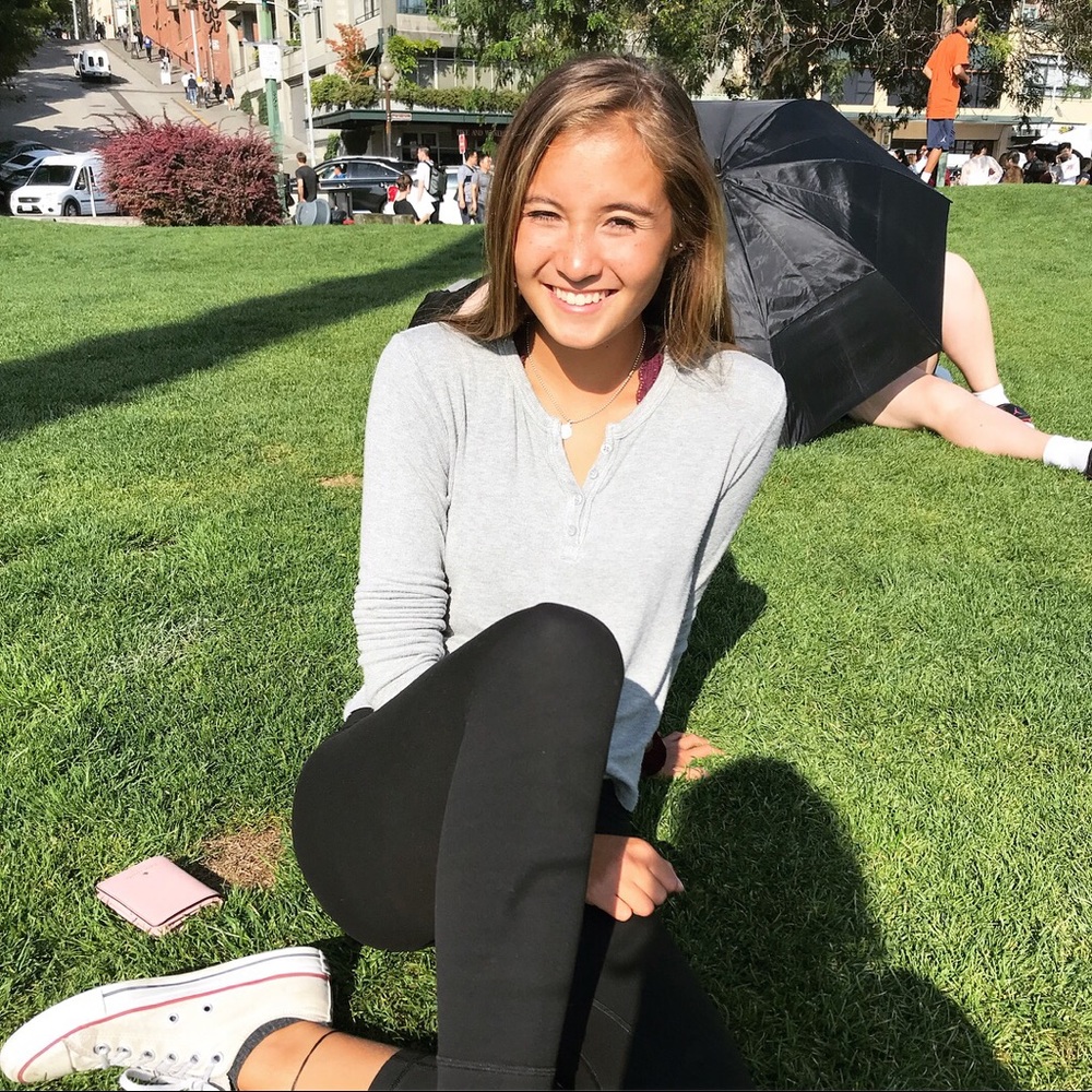 Meet your Posher, Olivia